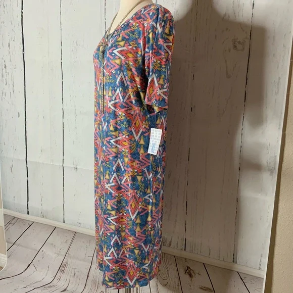 LuLa Roe Julia - Picture 14 of 15